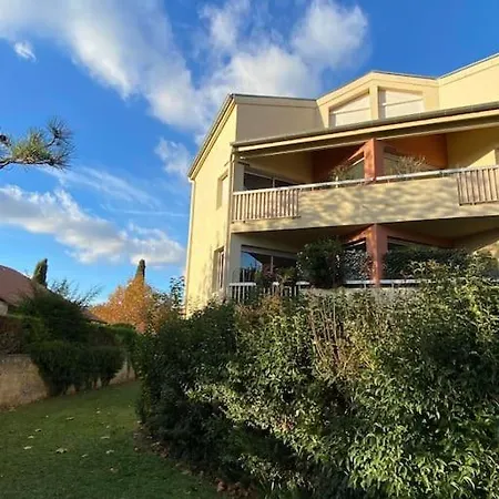 The Jungle Studio, Loggia & Parking Dans *